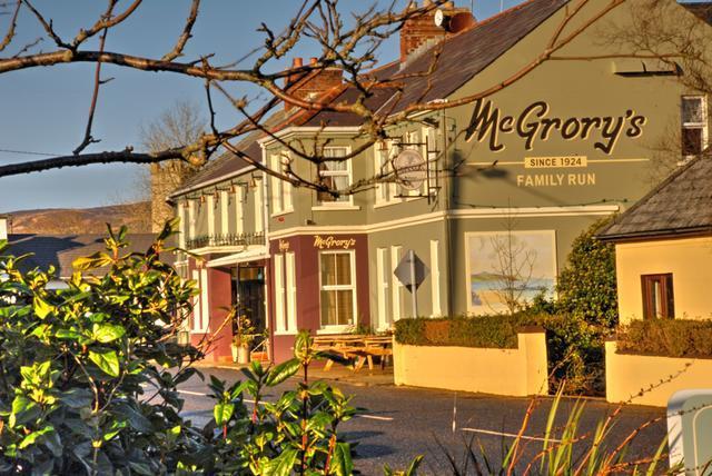 Mcgrory'S Hotel 쿨다프 외부 사진